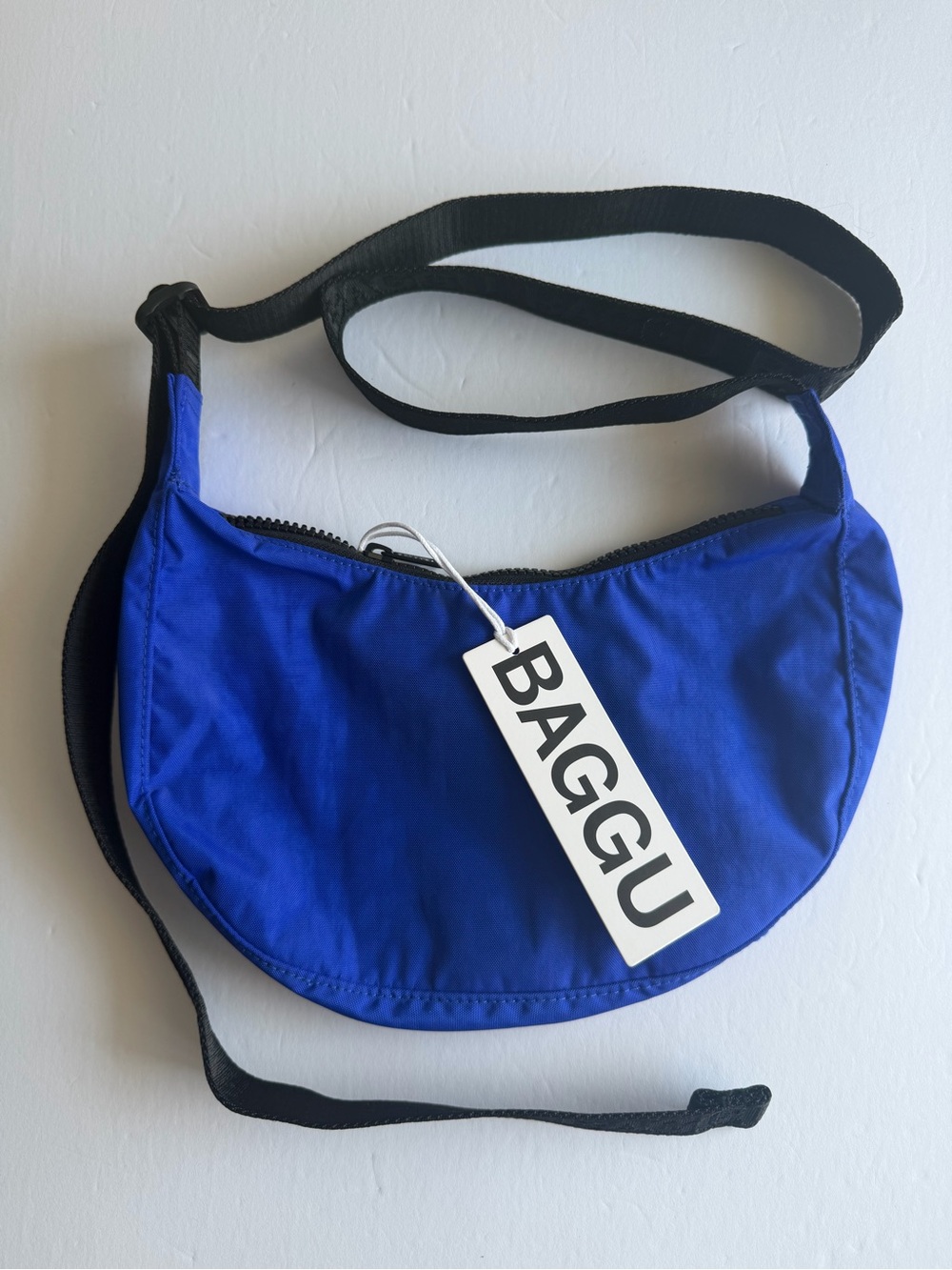 NWT BAGGU Small Crescent Bag Lapis